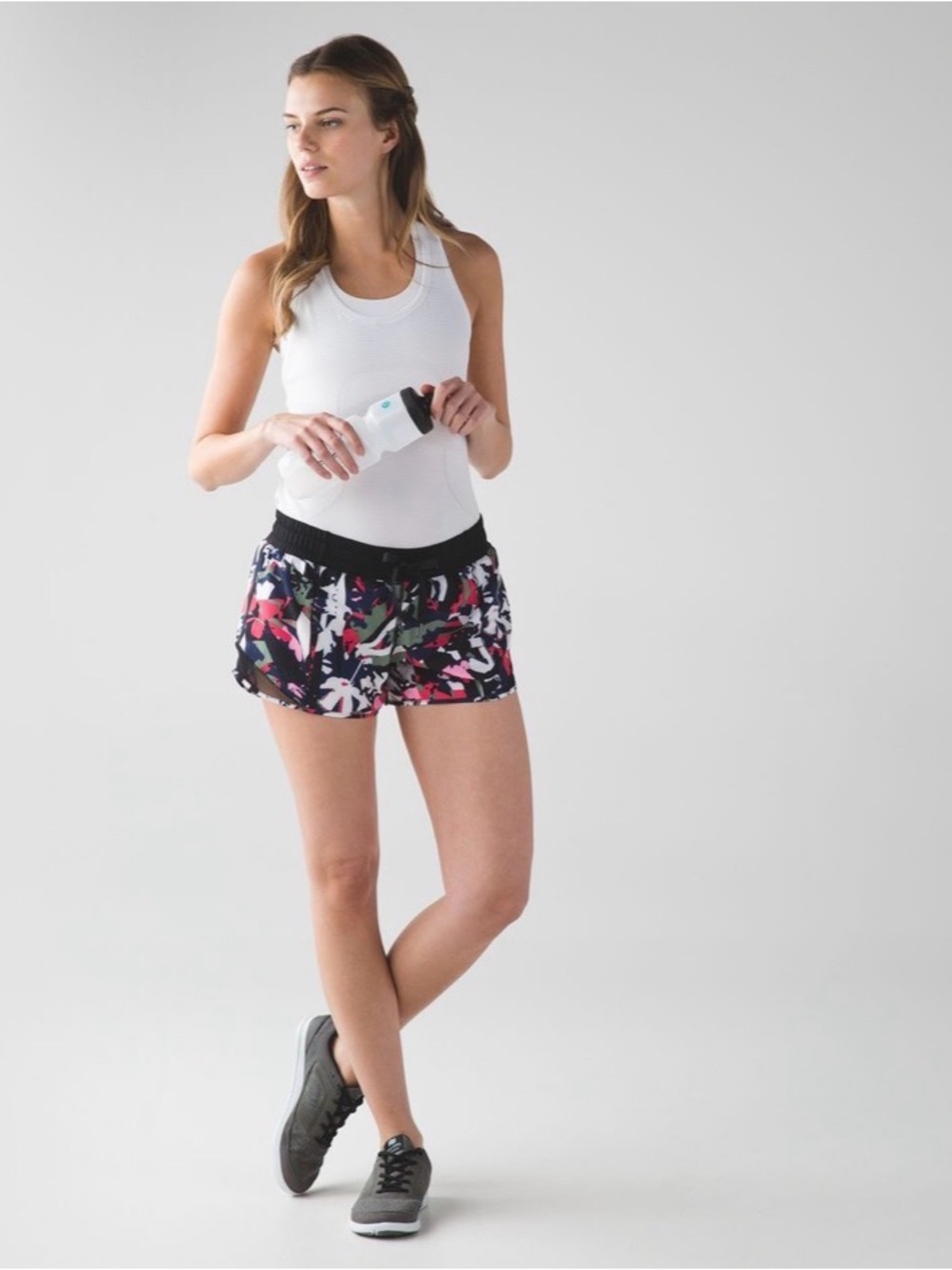 Lululemon Hotty Hot Short (Long)
Pop Cut Boom Juice Multi / Black​